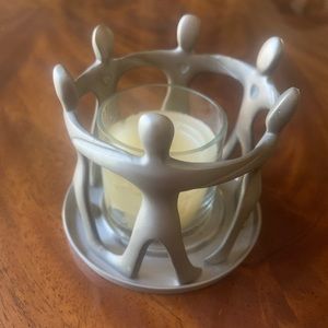 Circle of Friends Candle Holder